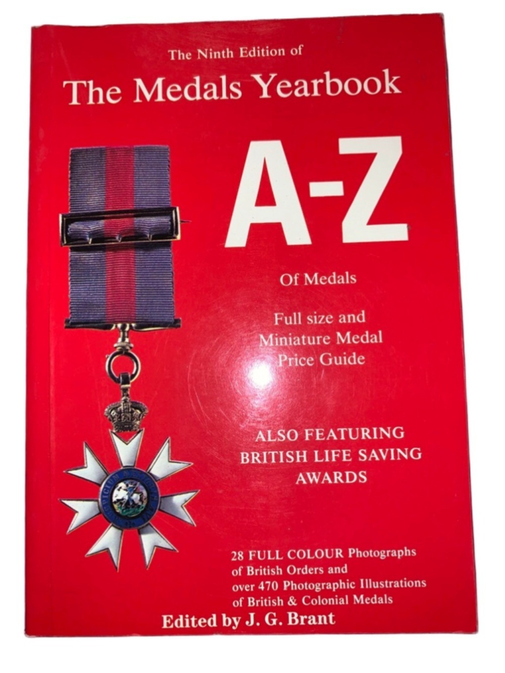 The Medals Yearbook A-Z of medals Book One Size